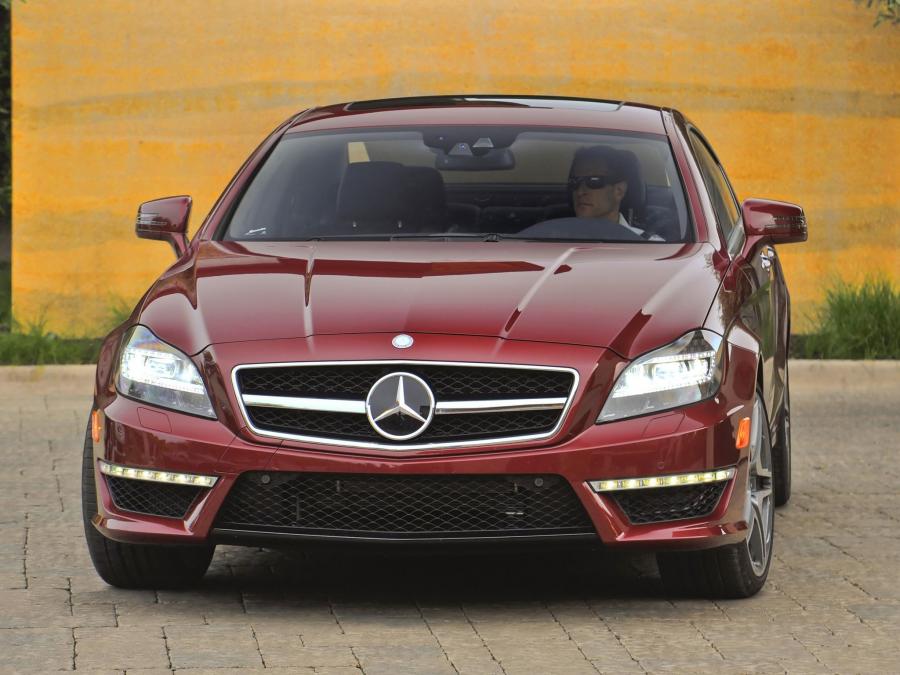  Mercedes-Benz CLS63 AMG 2010 года  (US) (фото 25 из 77)